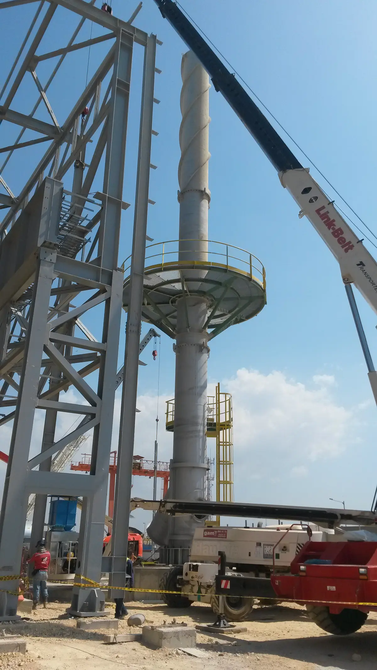 Chimney flue gas ducts